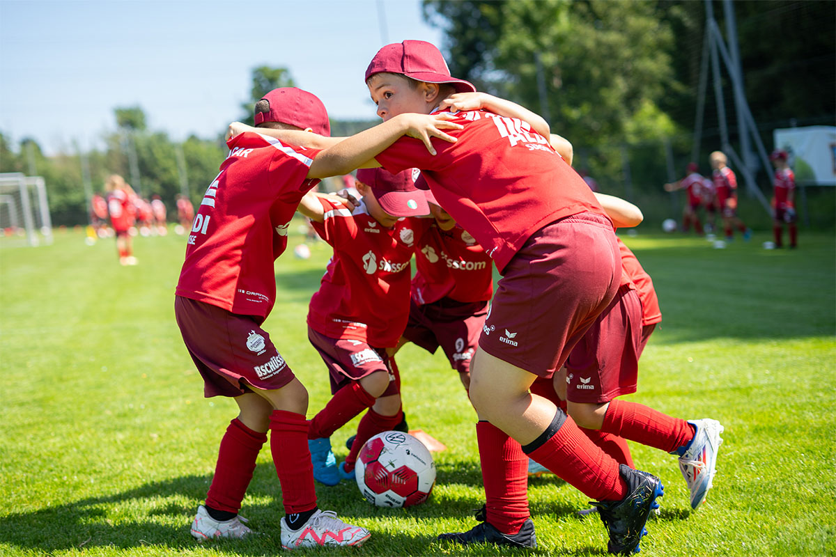 Foto Fussball_Advertorial online_wireltern_1200x800