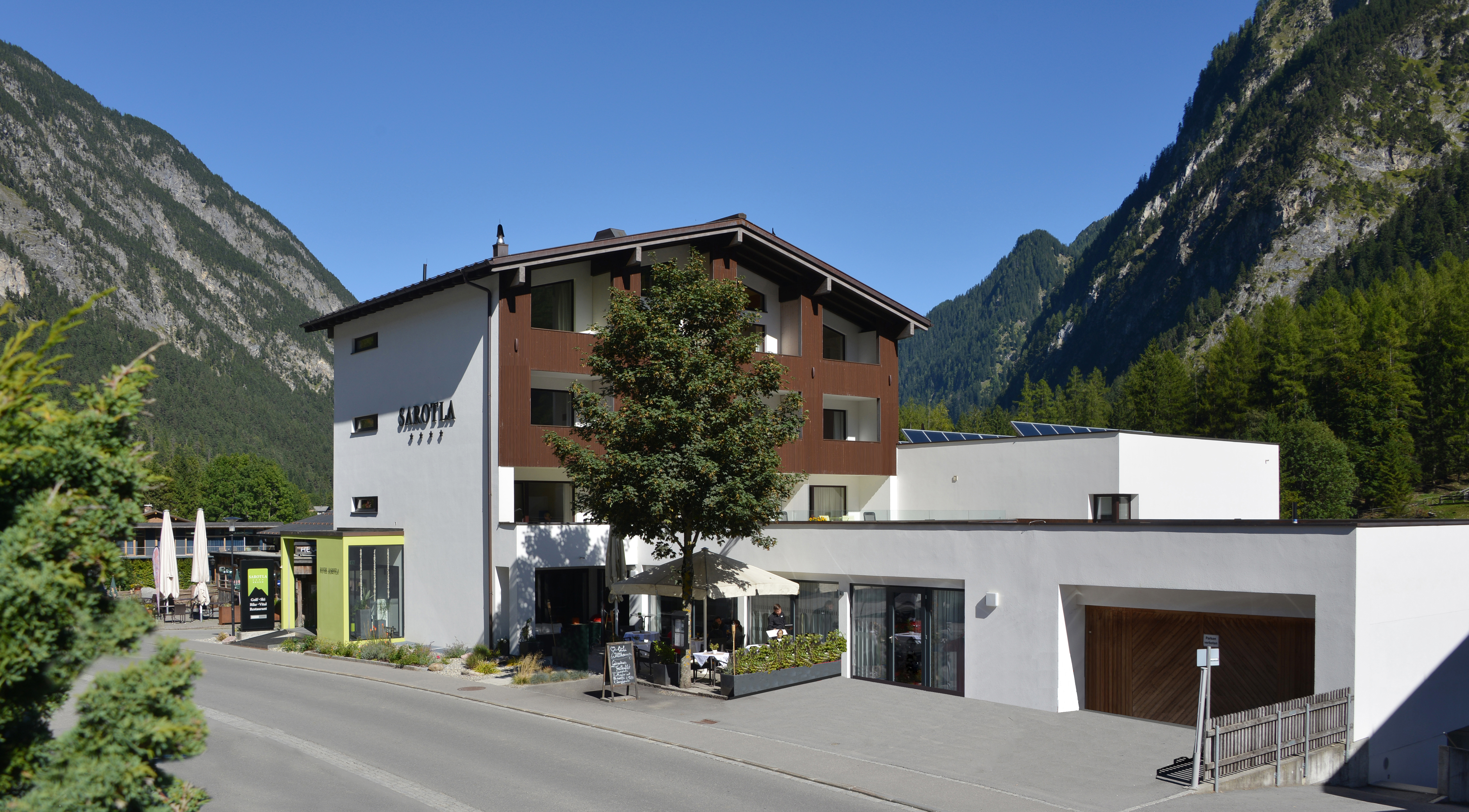 Hotel Sarotla