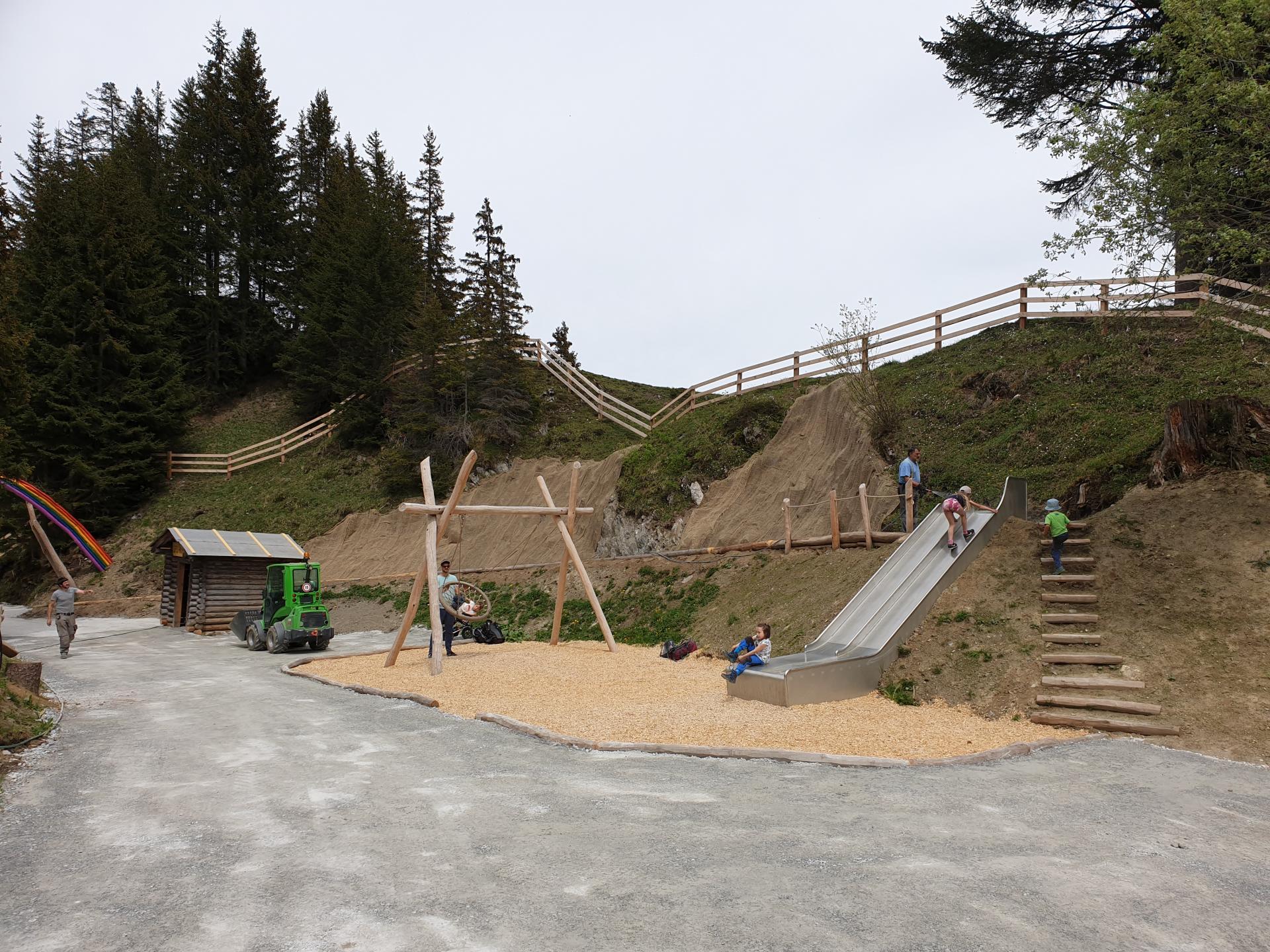 rutschbahn schaukel